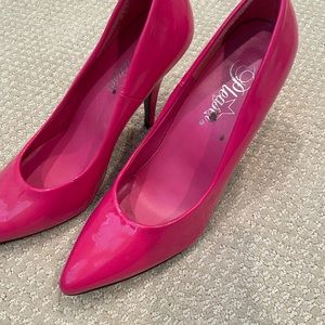 Hot pink pumps